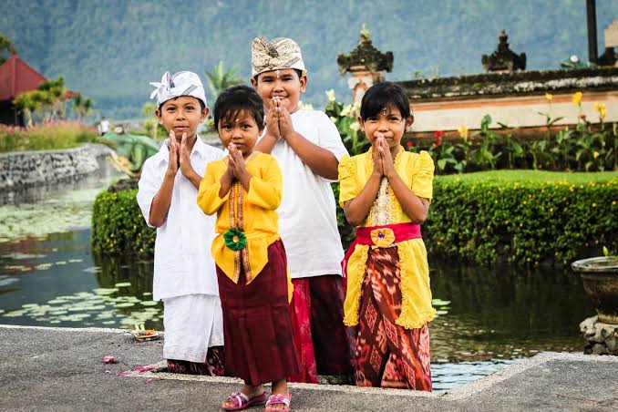 Understanding Balinese Names: Wayan, Made, Nyoman and Ketut